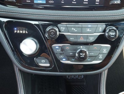 2025 Chrysler Pacifica Hybrid Pinnacle