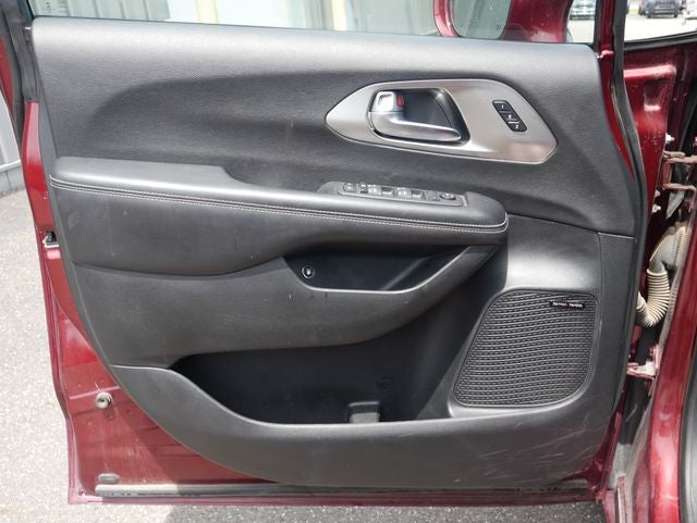2022 Chrysler Pacifica Hybrid Limited