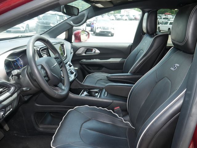 2022 Chrysler Pacifica Hybrid Limited