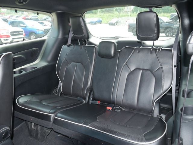 2022 Chrysler Pacifica Hybrid Limited