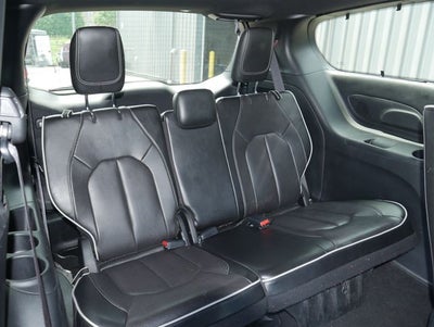 2022 Chrysler Pacifica Hybrid Limited
