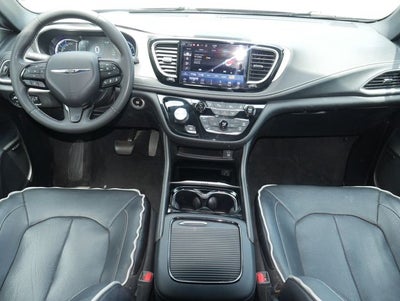 2022 Chrysler Pacifica Hybrid Limited