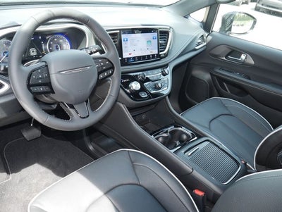2027 Chrysler Pacifica Limited