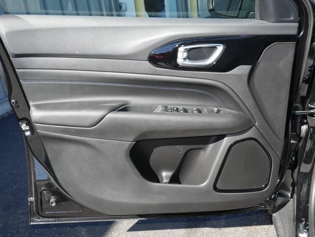 2025 Jeep Compass Altitude