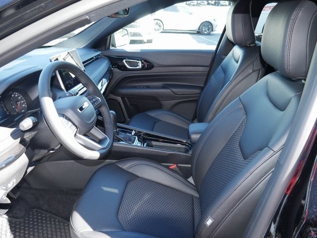 2025 Jeep Compass Altitude