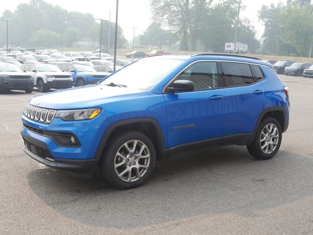 2022 Jeep Compass Latitude Lux