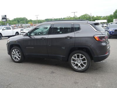 2023 Jeep Compass Latitude Lux