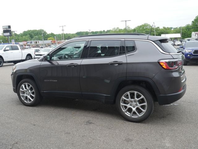 2023 Jeep Compass Latitude Lux