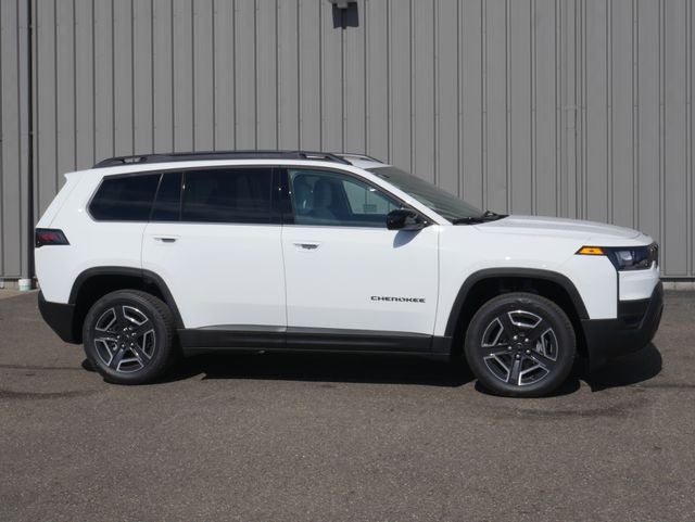 2026 Jeep Cherokee Laredo