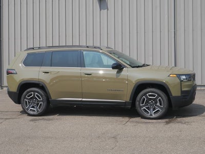 2026 Jeep Cherokee Laredo