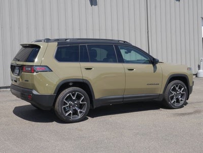 2026 Jeep Cherokee Overland