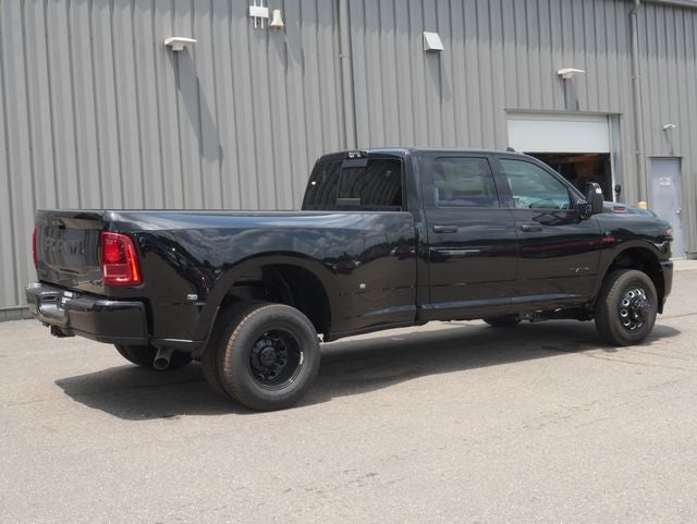 2026 RAM Ram 3500 Big Horn Night Edition