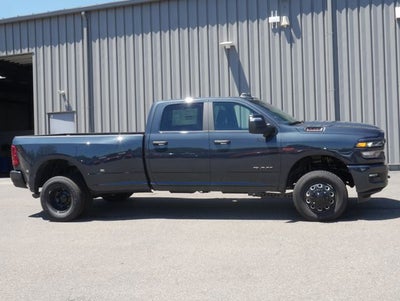 2026 RAM Ram 3500 Big Horn Night Edition