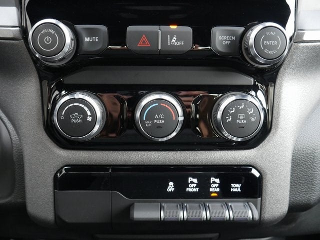 2025 RAM 1500 Express