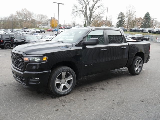 2025 RAM 1500 Express