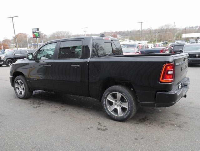 2025 RAM 1500 Express