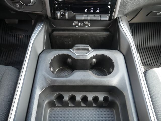 2025 RAM 1500 Big Horn/Lone Star Night Edition