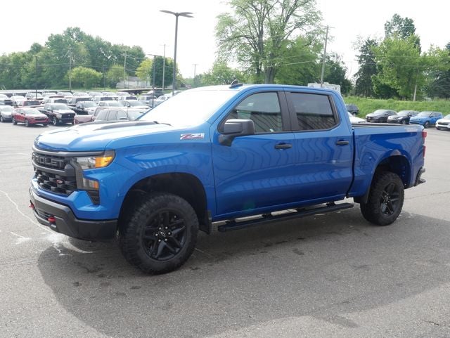 2022 Chevrolet Silverado 1500 Custom Trail Boss