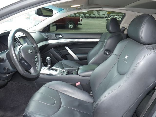 2014 INFINITI Q60 Base