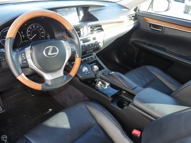 2014 Lexus ES 300h