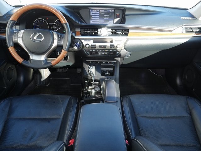 2014 Lexus ES 300h