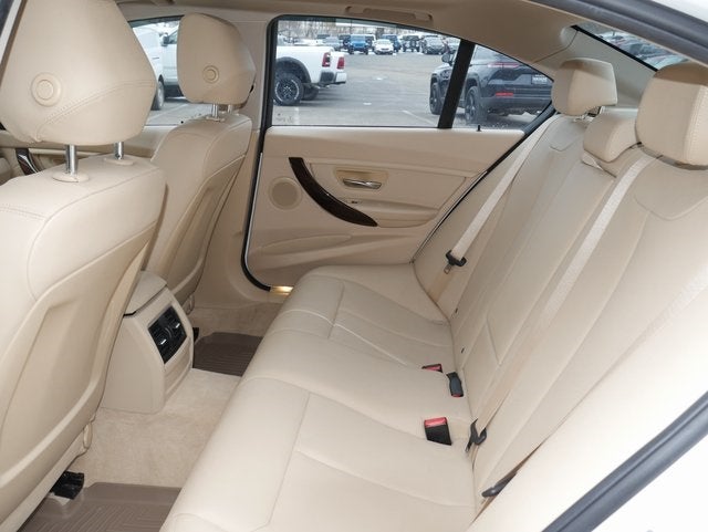 2016 BMW 3 Series 320i xDrive